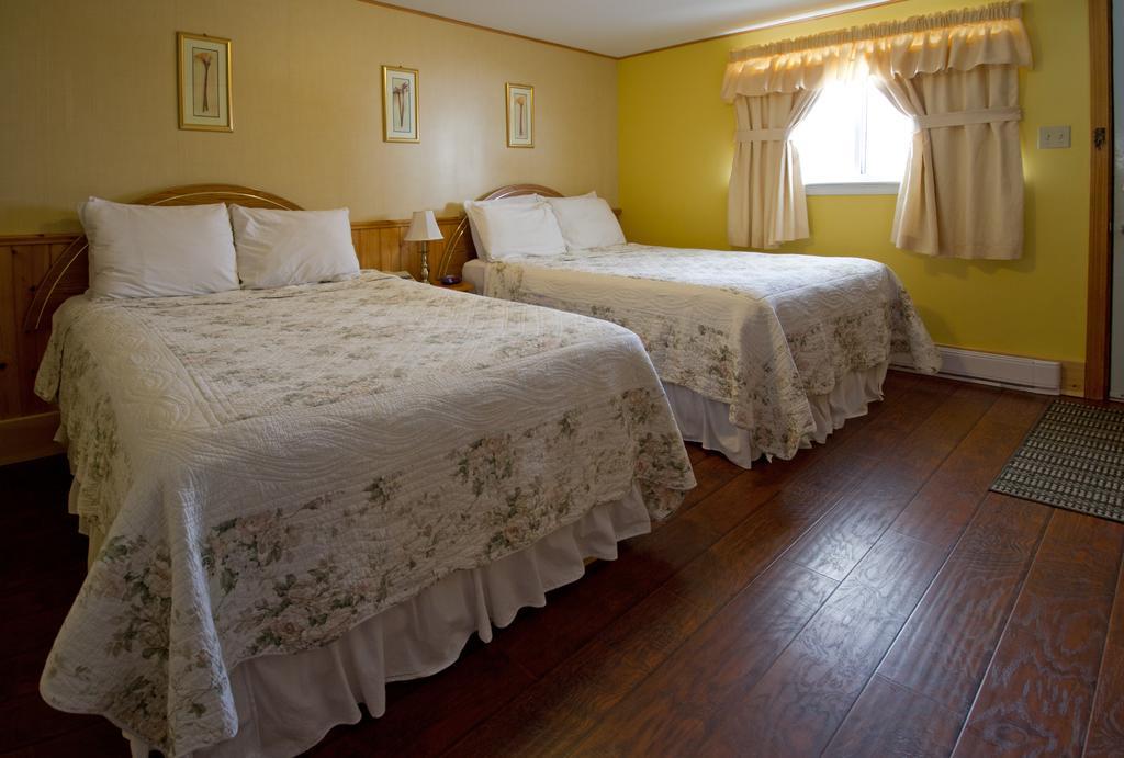 Mackenzie Motel & Cottages เชลเบิร์น ภายนอก รูปภาพ