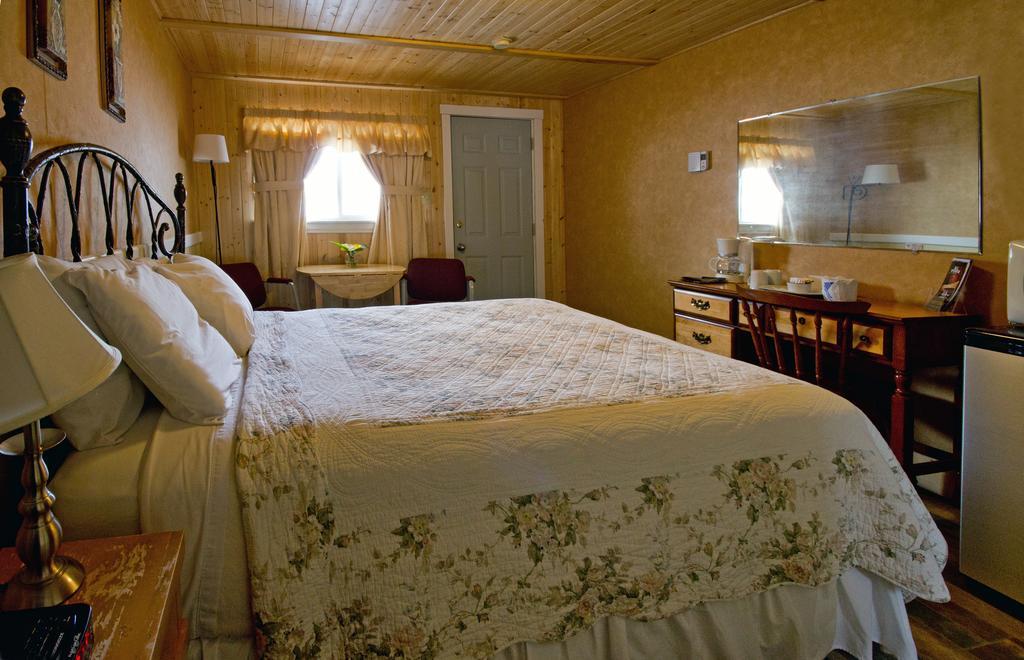 Mackenzie Motel & Cottages เชลเบิร์น ภายนอก รูปภาพ