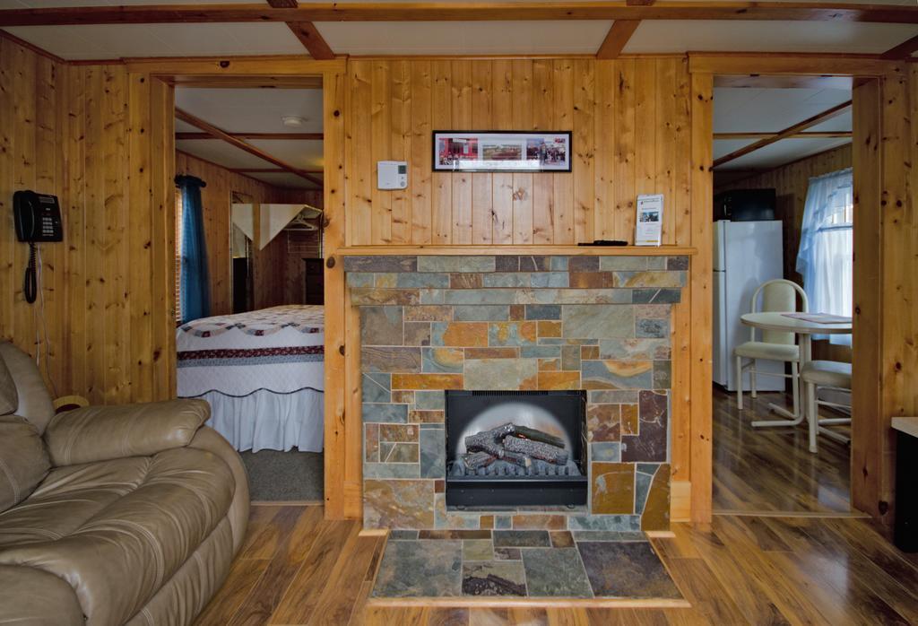 Mackenzie Motel & Cottages เชลเบิร์น ภายนอก รูปภาพ